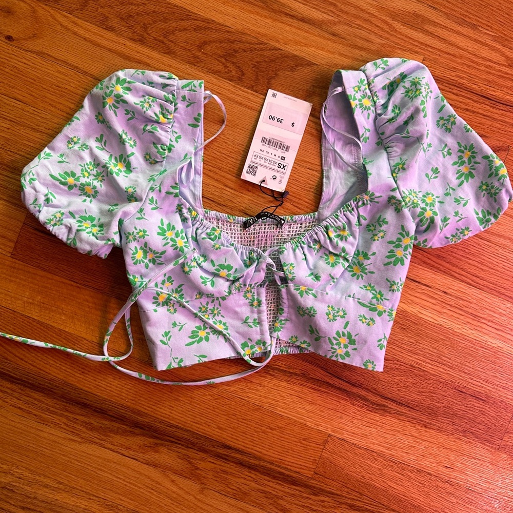 NWT Zara daisy floral linen blend crop top
